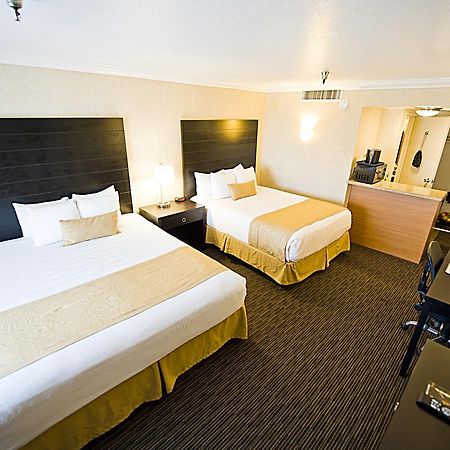 Hotel D'Lins Ontario Airport Zewnętrze zdjęcie