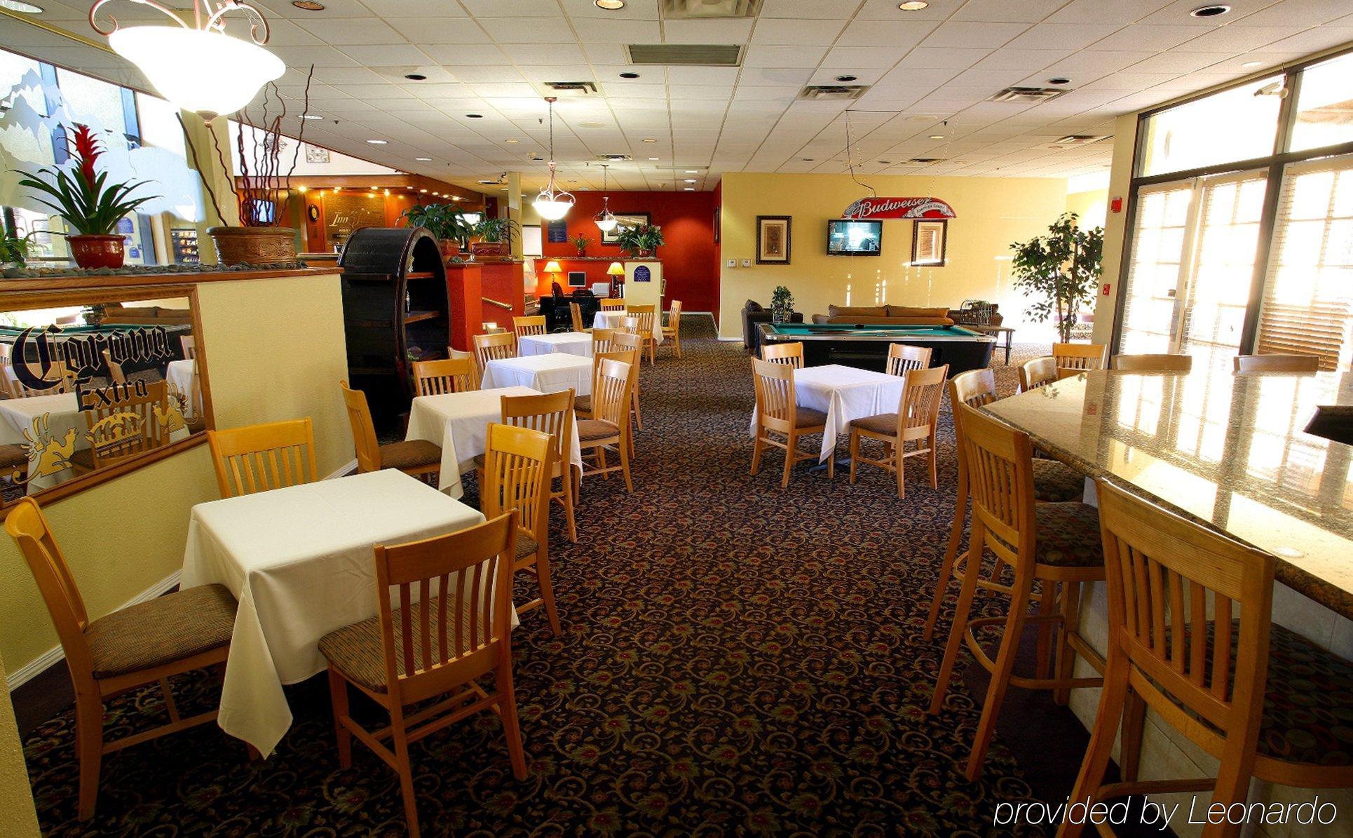 Hotel D'Lins Ontario Airport Restauracja zdjęcie