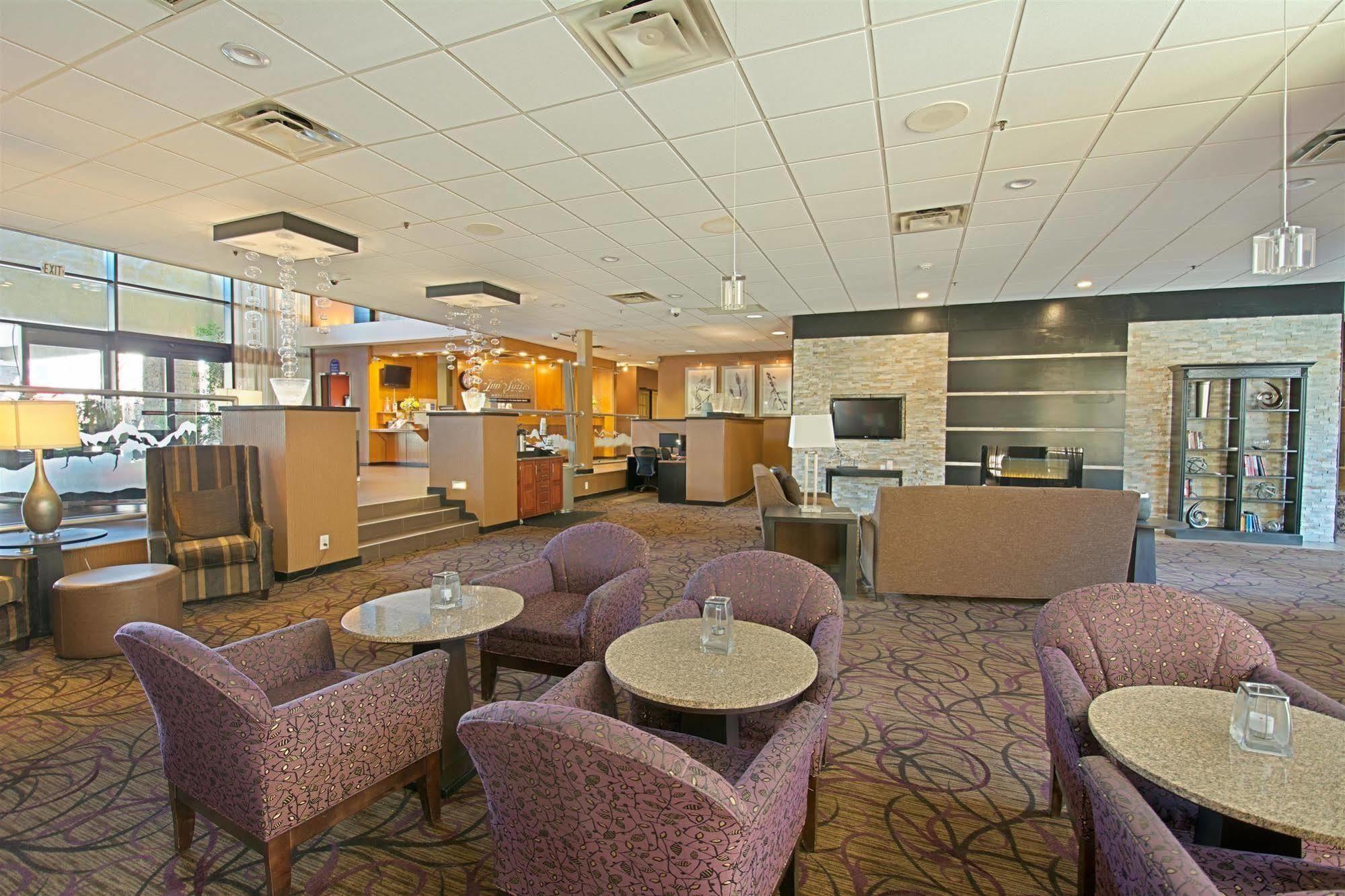 Hotel D'Lins Ontario Airport Zewnętrze zdjęcie
