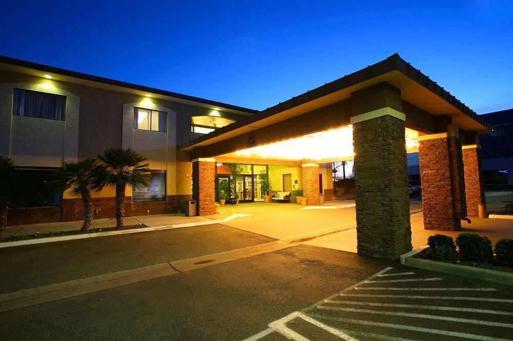 Hotel D'Lins Ontario Airport Zewnętrze zdjęcie